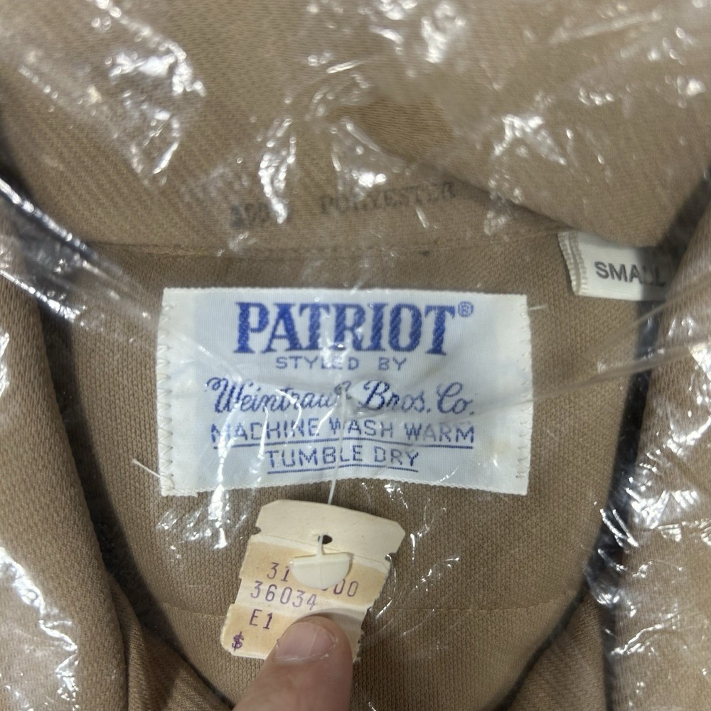 Vintage Patriot Military Shirt Men's Small Beige Button Up Weintraub Bros - Picture 2 of 6